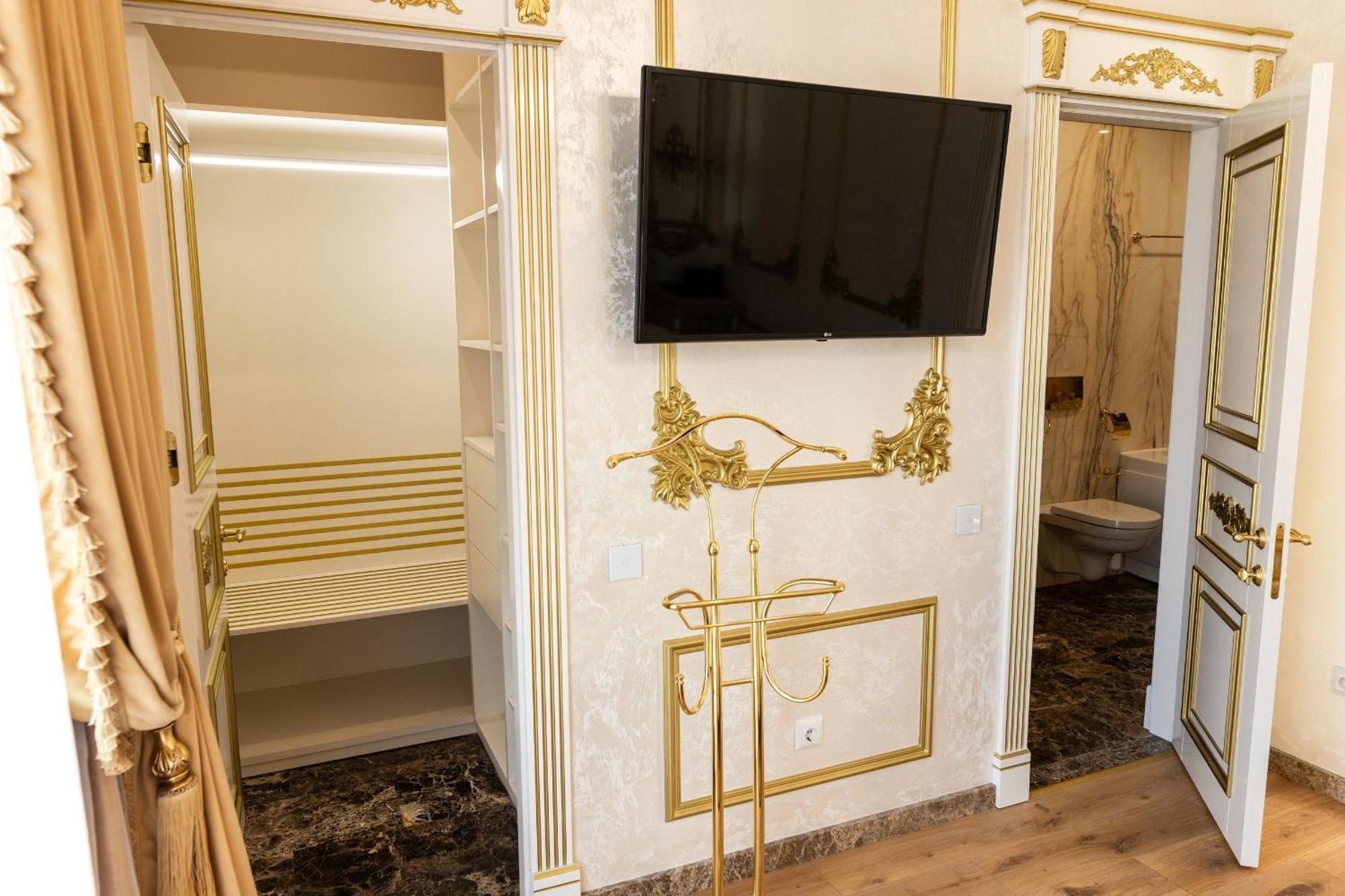 Royal Palace Luxury Hotel And Spa Khmelʼnytsʼkyy Oda fotoğraf