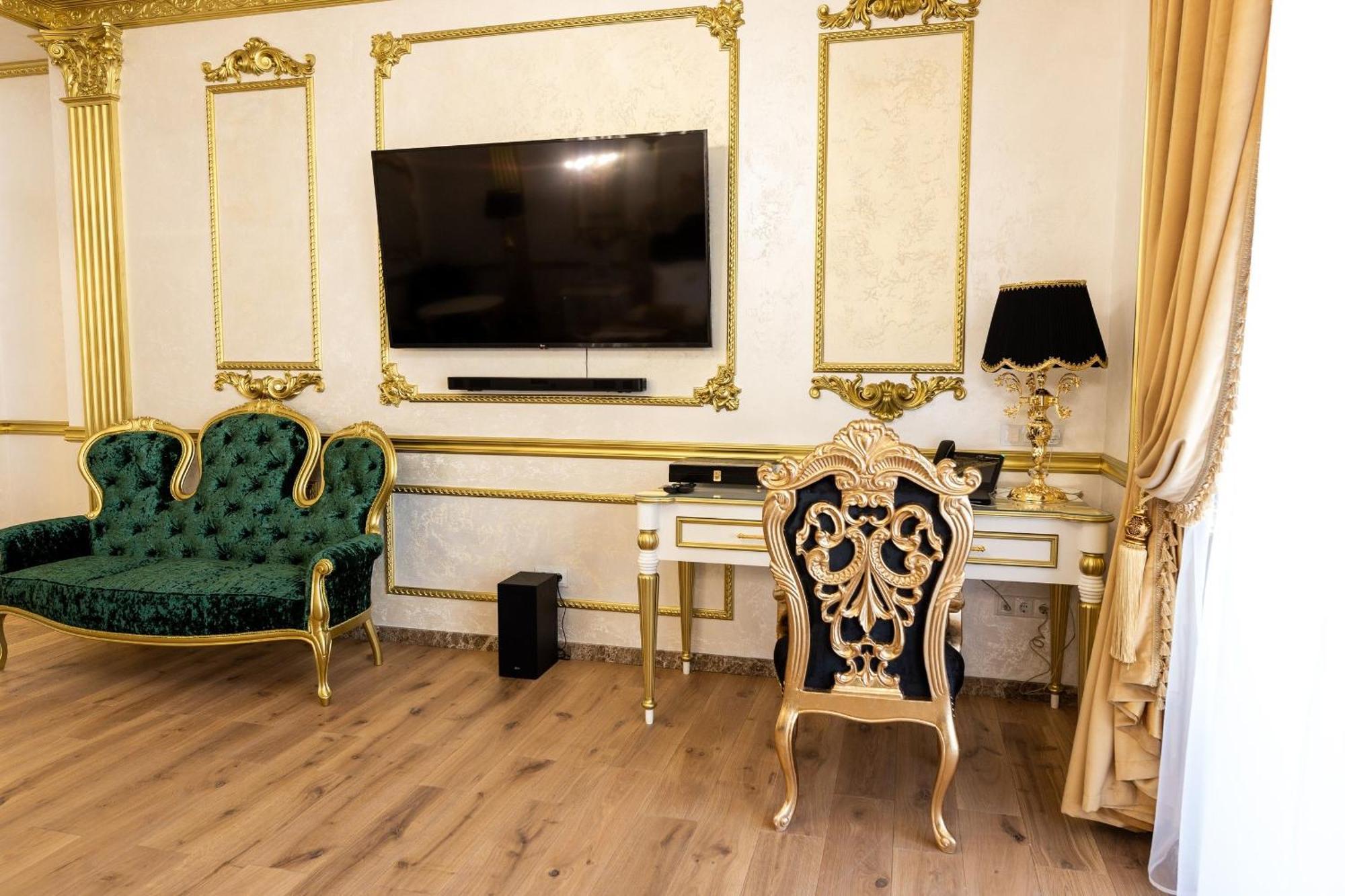 Royal Palace Luxury Hotel And Spa Khmelʼnytsʼkyy Oda fotoğraf